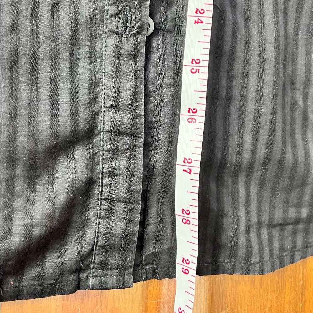 Charter Club SZ M Black Button Up Textured Blouse - Picture 6 of 9